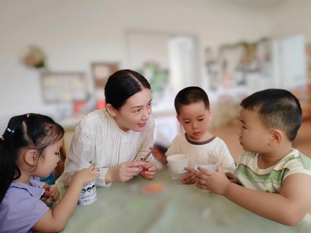 她是孩子们的童心守护者从教27年仍坚守教学一线：“和孩子们在一起每一天都很幸福”(图7)